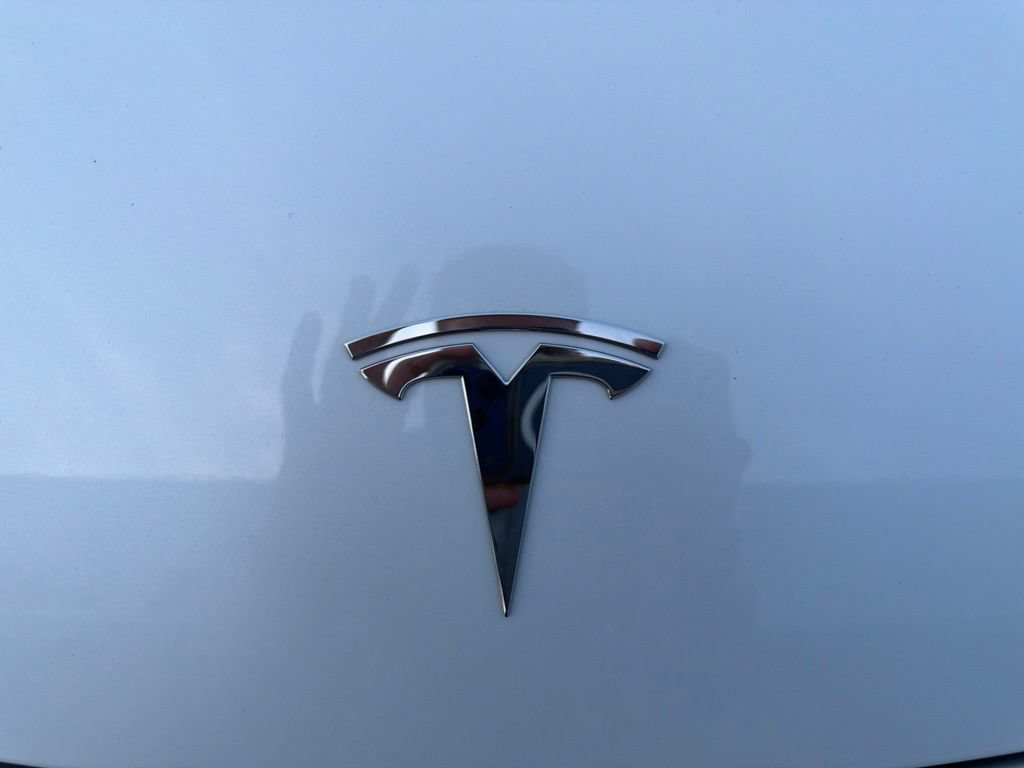 Used 2018 Tesla Model 3 Long Range RWD image 28