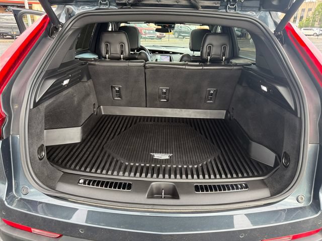 Used 2020 Cadillac XT4 Premium Luxury w/ Cold Weather Package FWD image 26