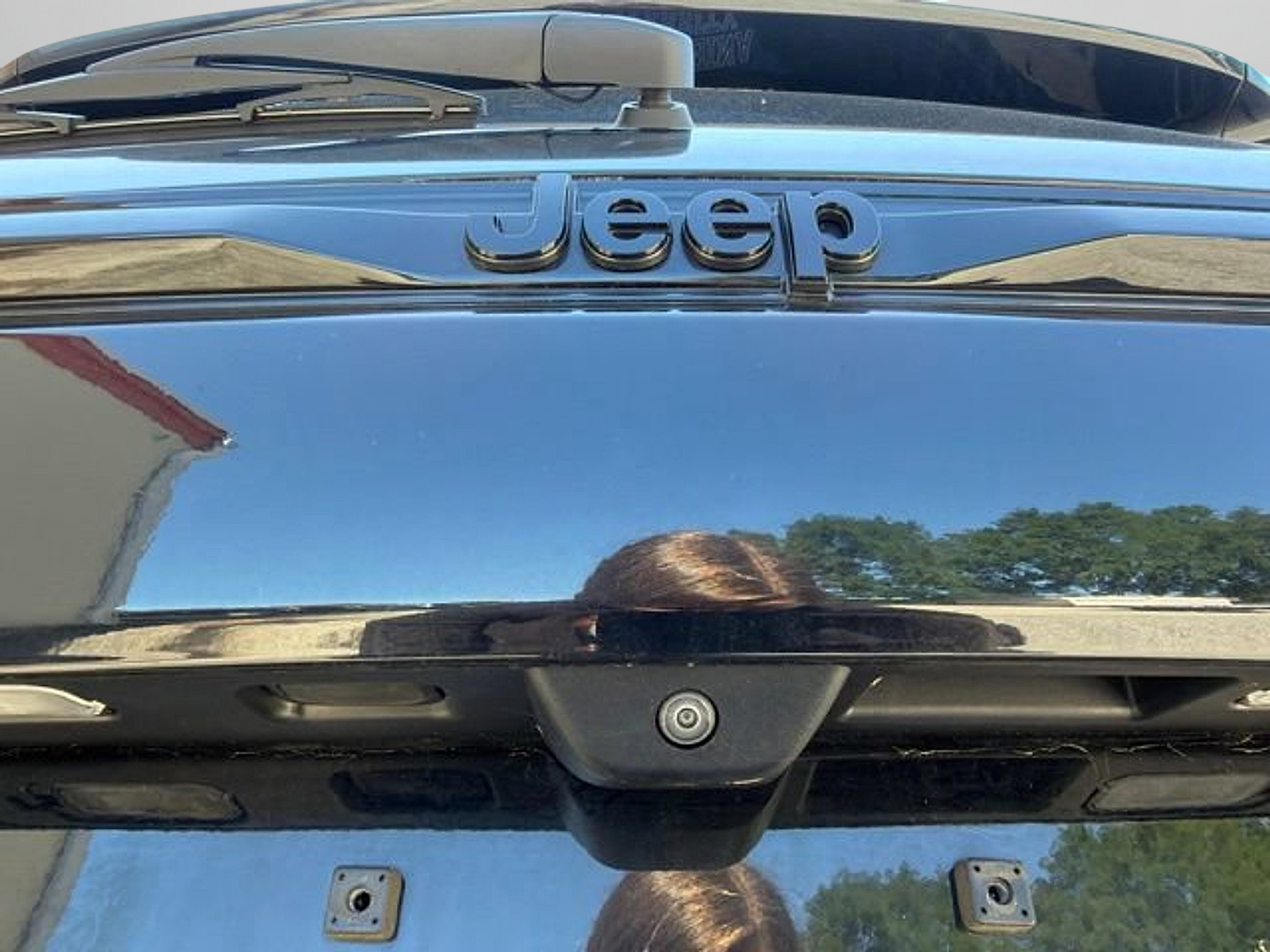 Certified 2023 Jeep Grand Cherokee Limited w/ Black Appearance Package AWD/4WD image 30