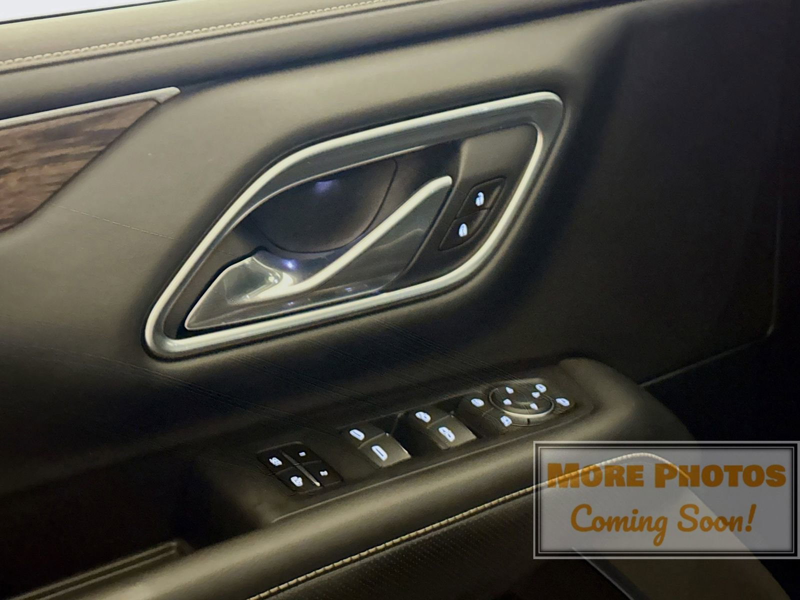 Used 2021 Chevrolet Tahoe Premier w/ Premium Package image 10