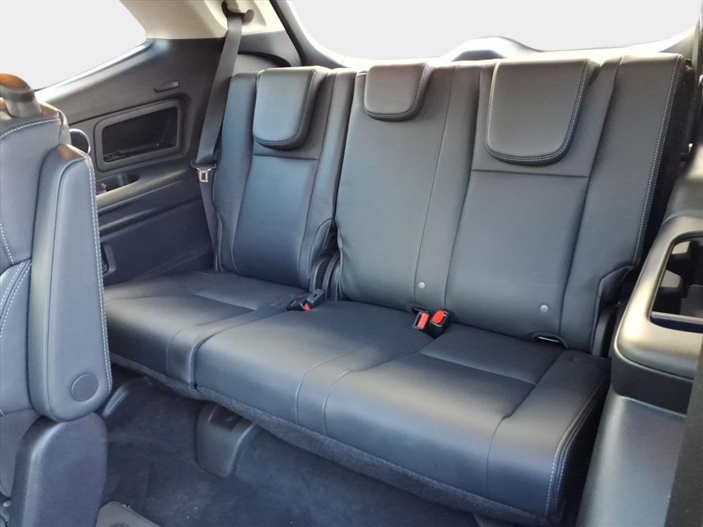 Used 2023 Subaru Ascent Limited w/ Technology Package image 11