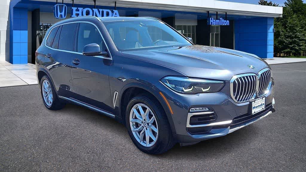 Used 2021 BMW X5 xDrive40i w/ Convenience Package AWD/4WD image 2