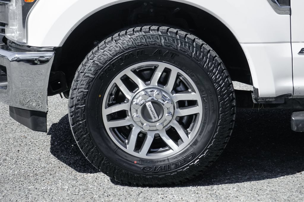 Used 2017 Ford F350 Lariat RWD image 39