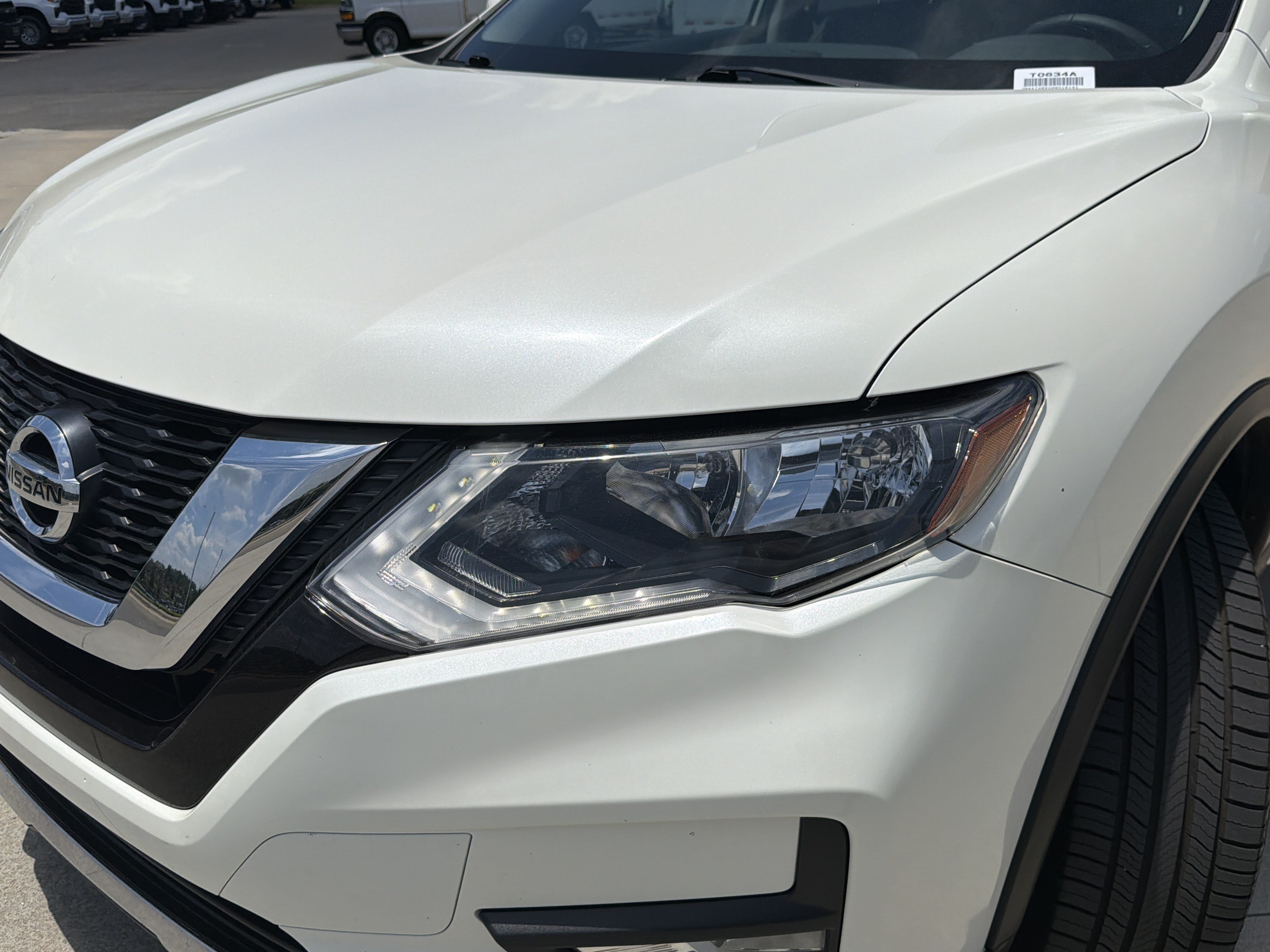 Used 2017 Nissan Rogue SL AWD/4WD image 6