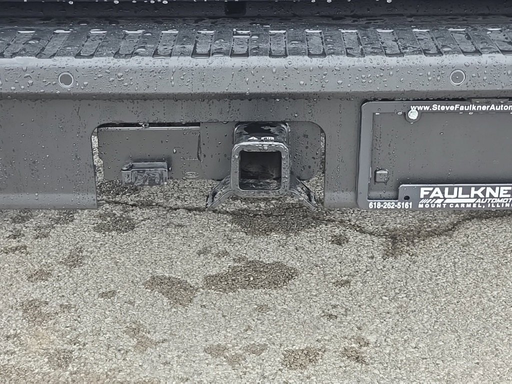 New 2025 Ford Maverick XL w/ Equipment Group 102A image 13