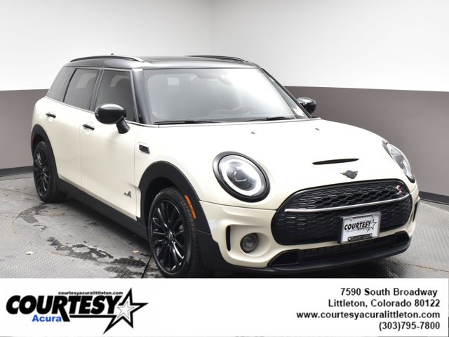 Used 2022 MINI Cooper Clubman S w/ Premium Package image 3