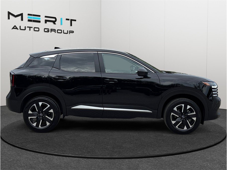 Used 2026 Nissan Kicks SV w/ Cold Weather Package AWD/4WD image 10