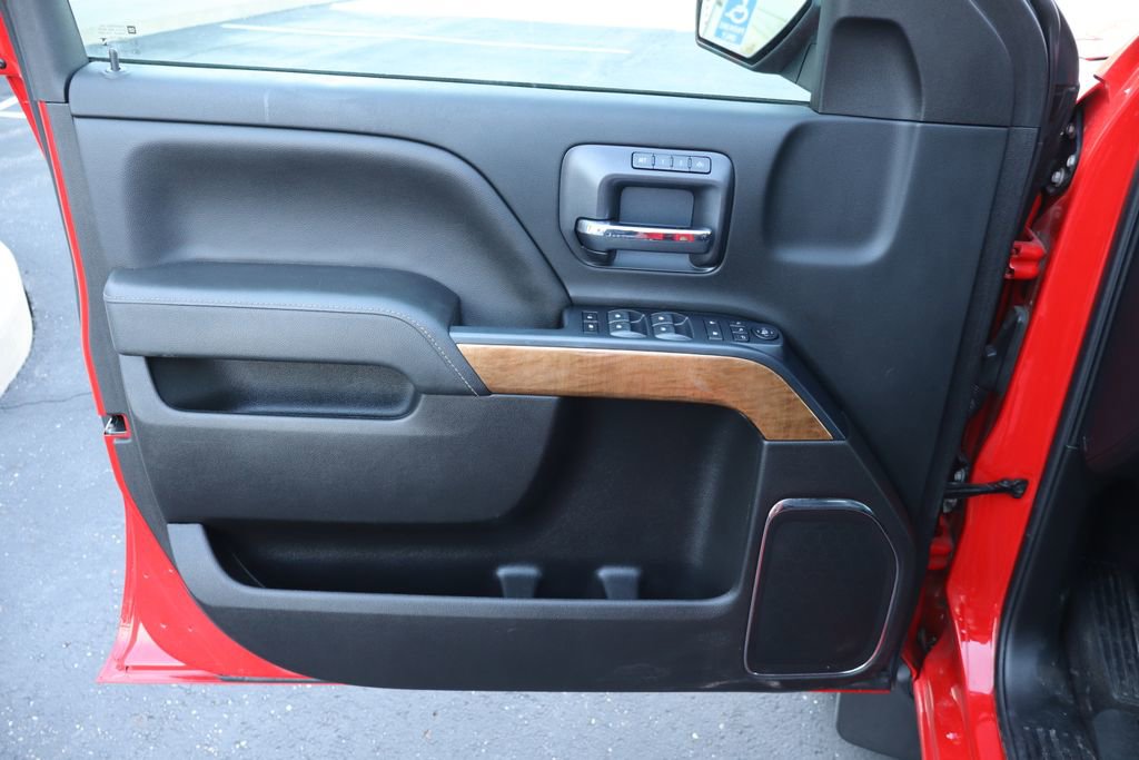 Used 2018 Chevrolet Silverado 1500 LTZ image 21