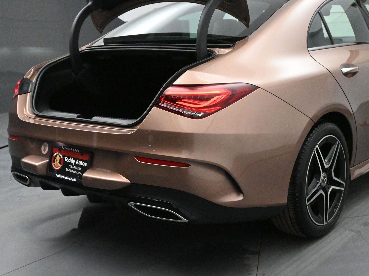 Used 2022 Mercedes-Benz CLA 250 4MATIC image 26