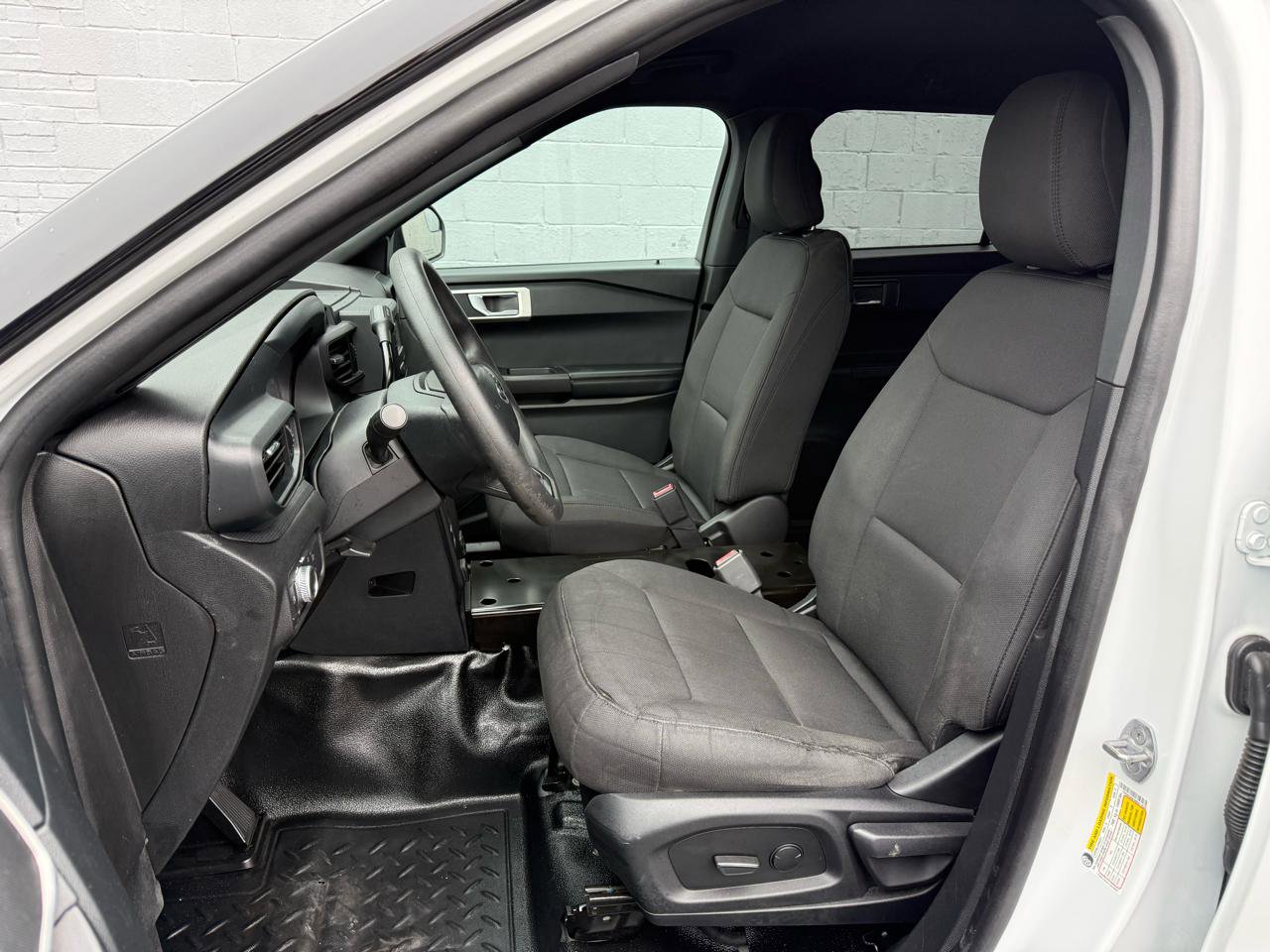 Used 2021 Ford Explorer 4WD Police Interceptor image 3