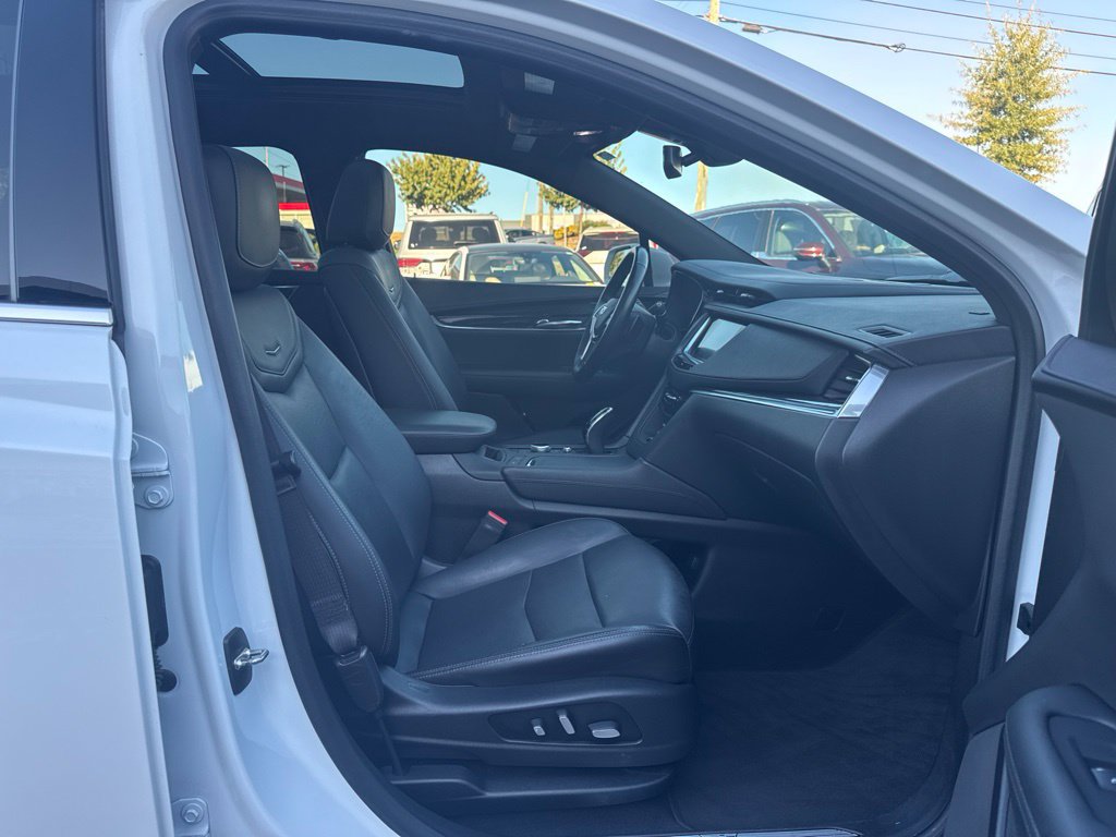 Used 2020 Cadillac XT5 Premium Luxury AWD/4WD image 14