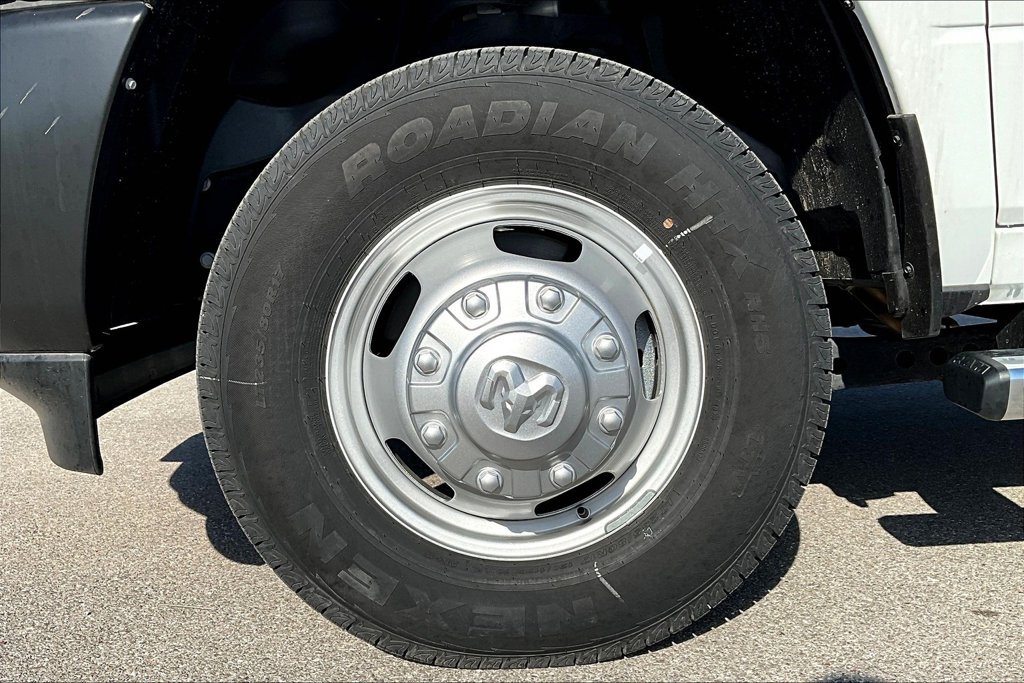 Used 2024 RAM 3500 Tradesman RWD image 14