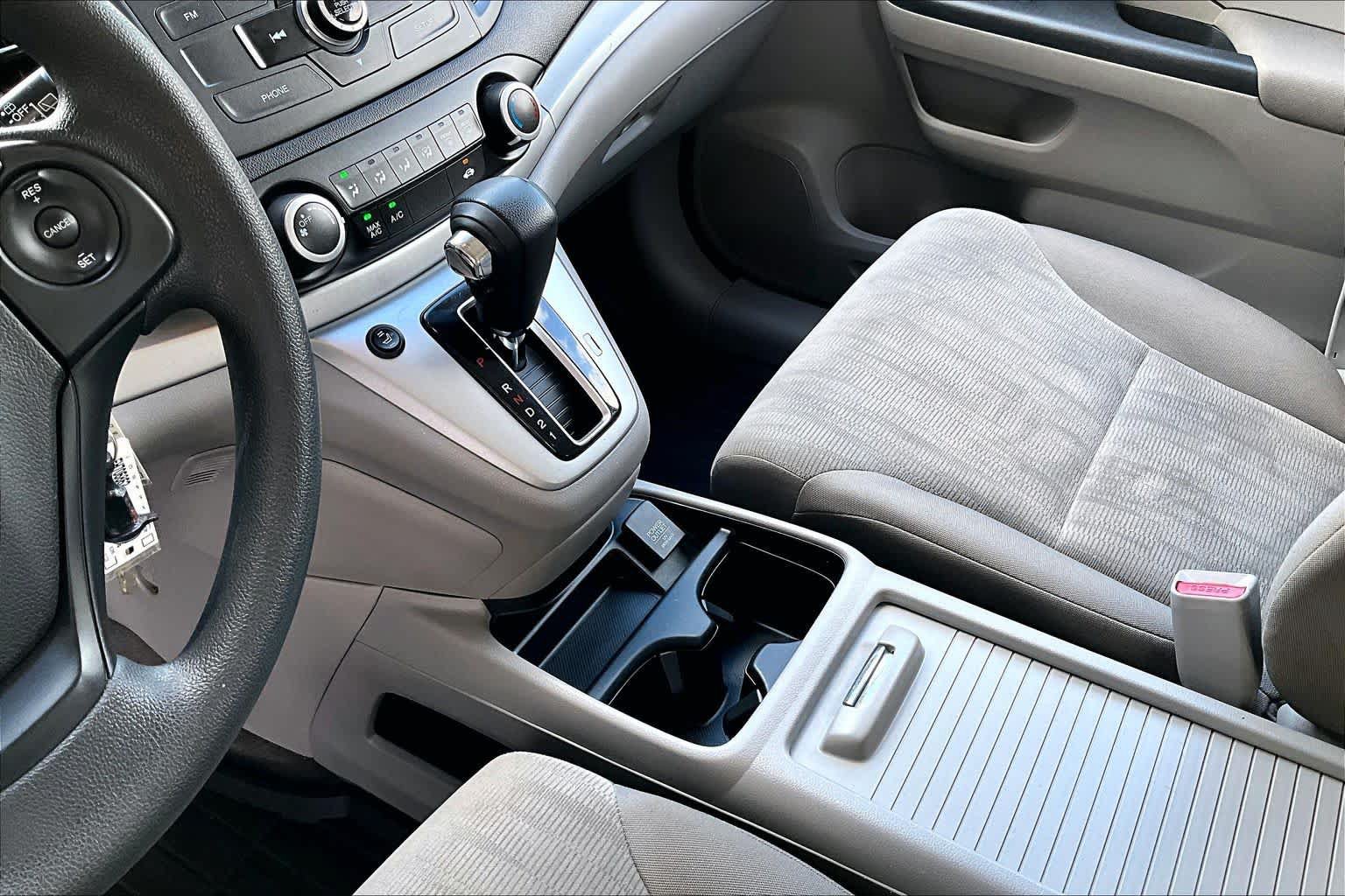 Used 2014 Honda CR-V LX image 16