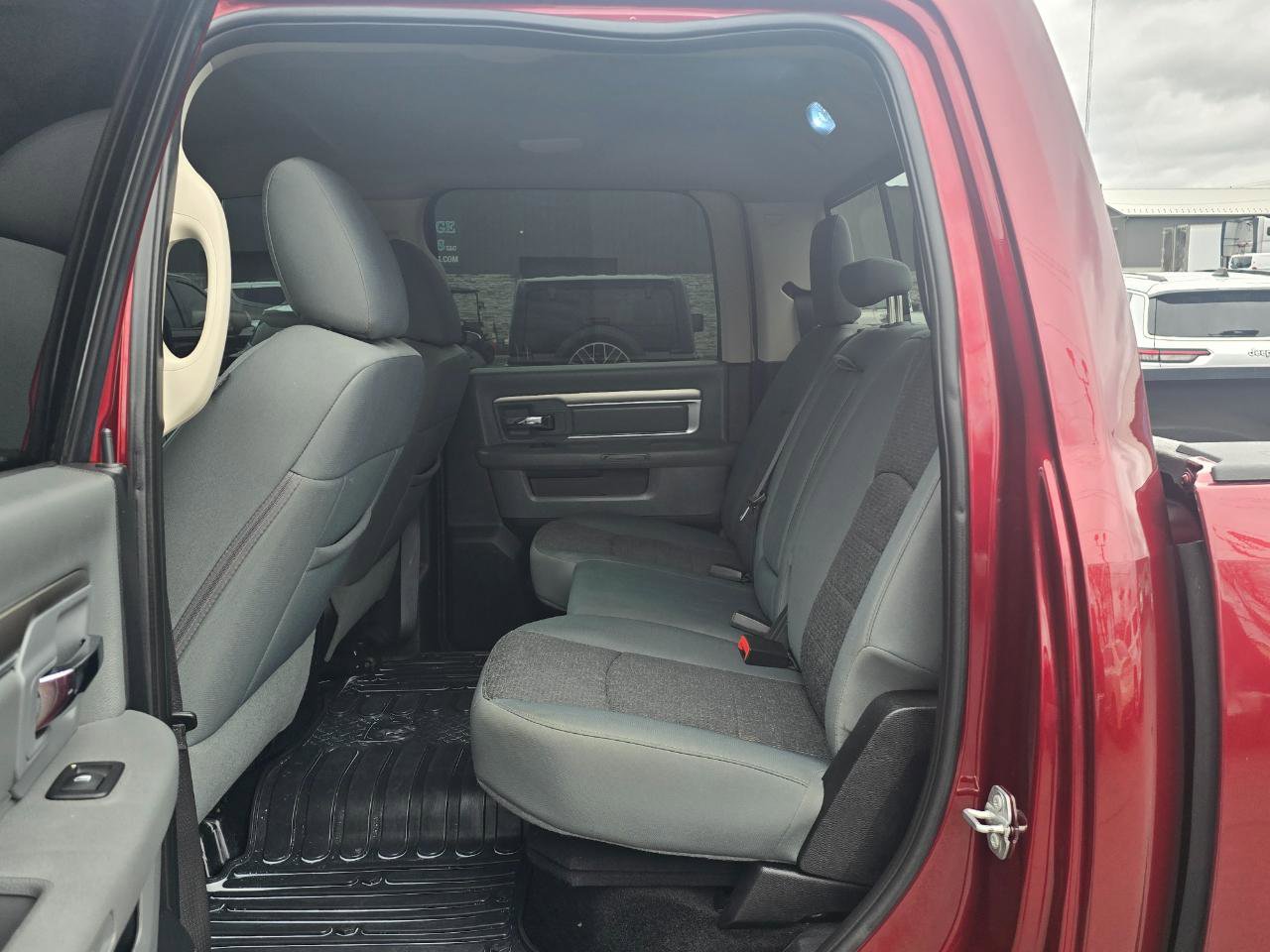 Used 2016 RAM 1500 Big Horn image 14