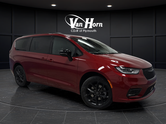 New 2026 Chrysler Pacifica Select AWD/4WD image 40