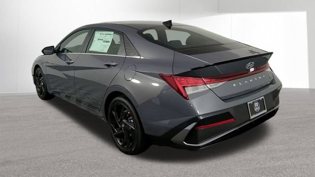 New 2026 Hyundai Elantra SEL Sport Premium FWD image 7