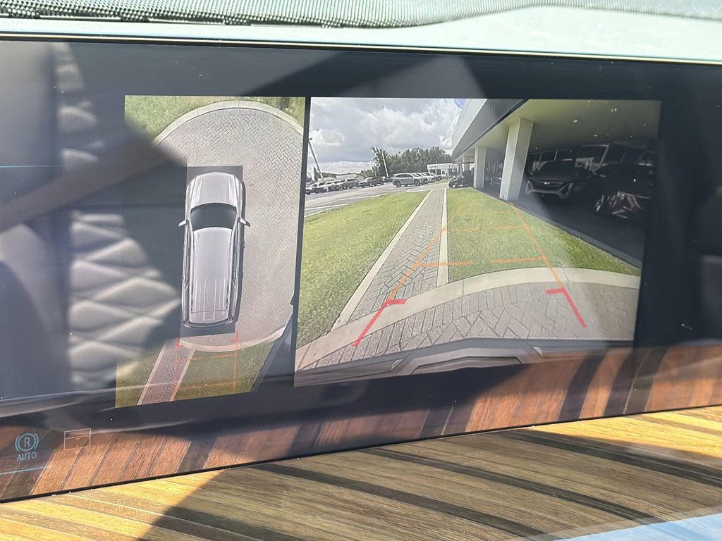 New 2026 Cadillac Escalade Platinum Sport w/ LPO, ONYX Package AWD/4WD image 26