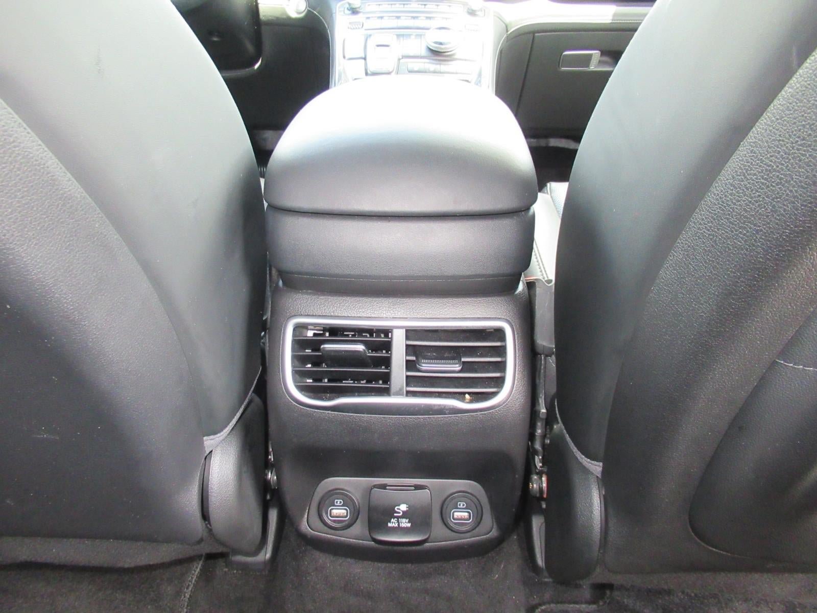 Used 2022 Hyundai Santa Fe Calligraphy AWD/4WD image 31