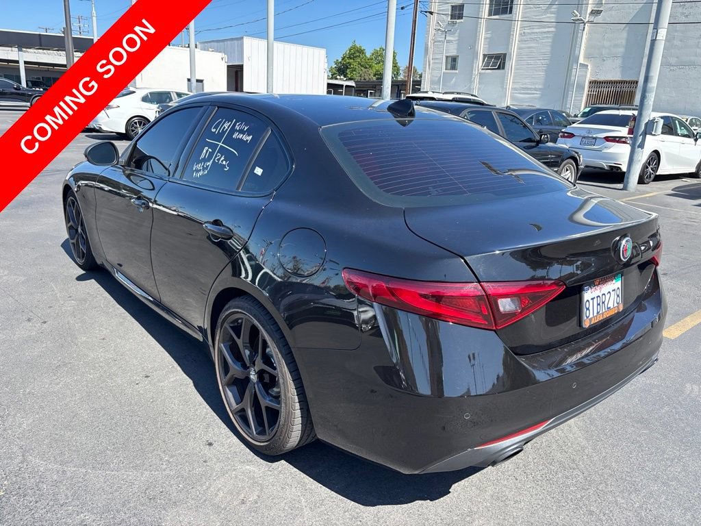 Used 2020 Alfa Romeo Giulia w/ Nero Edizione RWD image 10