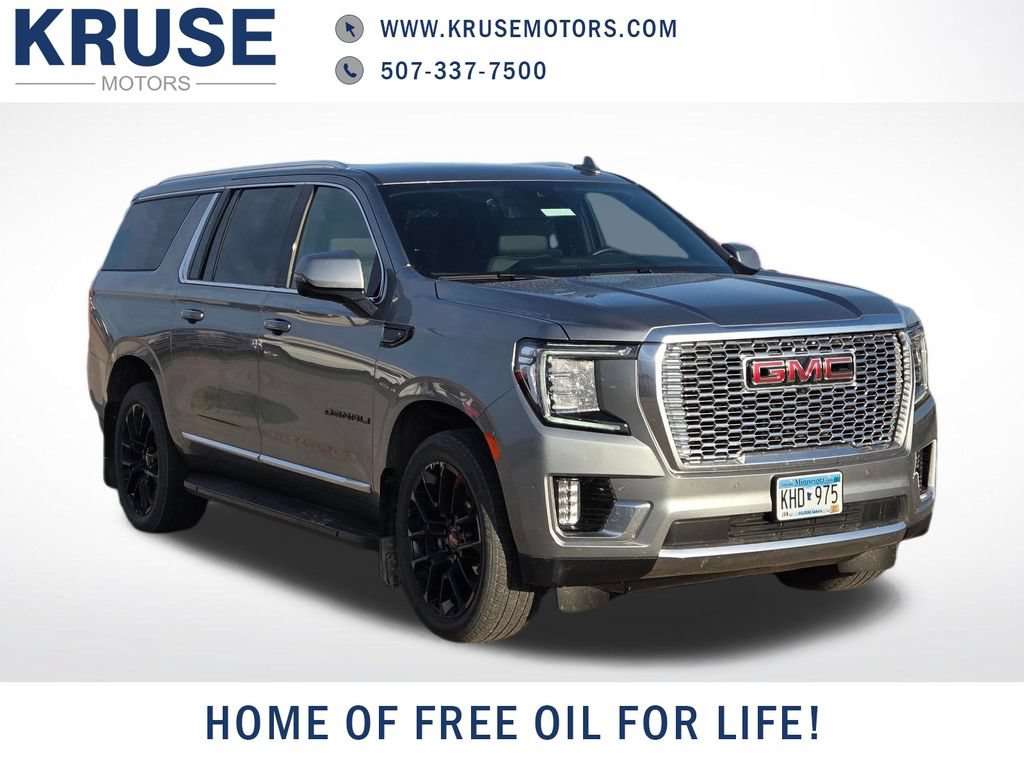 Used 2023 GMC Yukon XL Denali AWD/4WD image 1