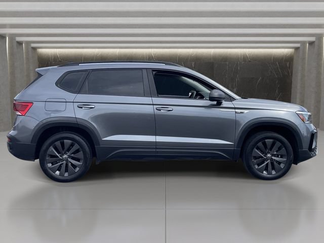 Used 2023 Volkswagen Taos S w/ Driver Assistance Package FWD image 7