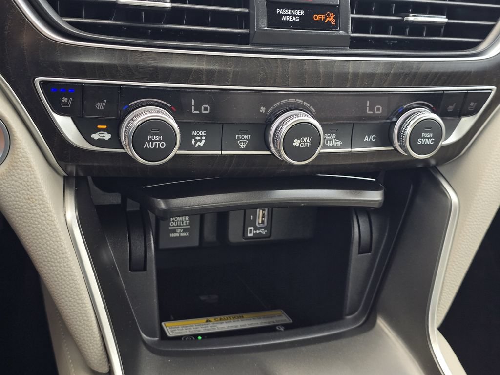 Used 2018 Honda Accord Touring image 20