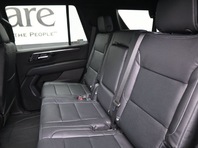 Used 2025 Chevrolet Tahoe LS AWD/4WD image 11