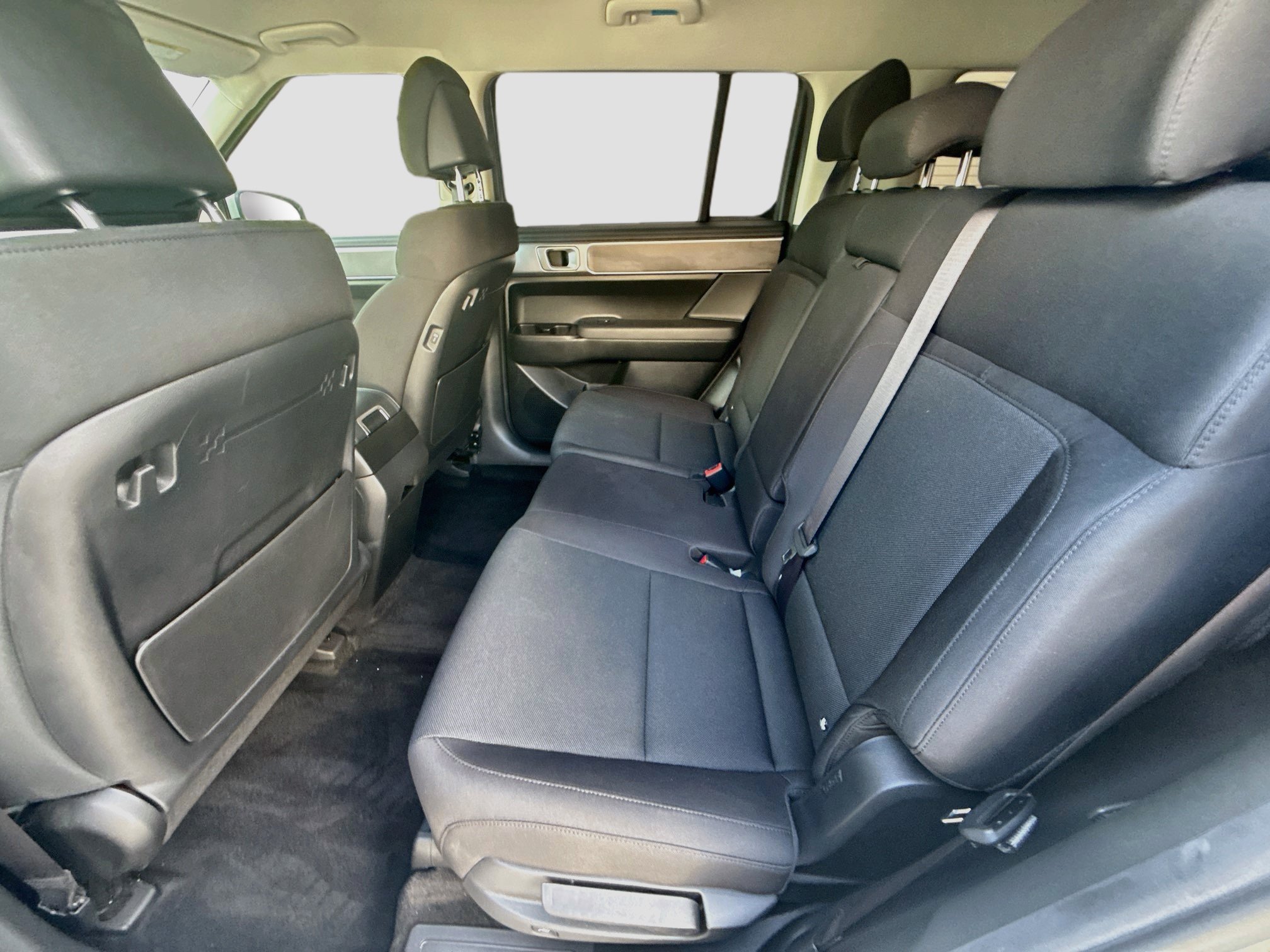Used 2024 Hyundai Santa Fe SE FWD image 20