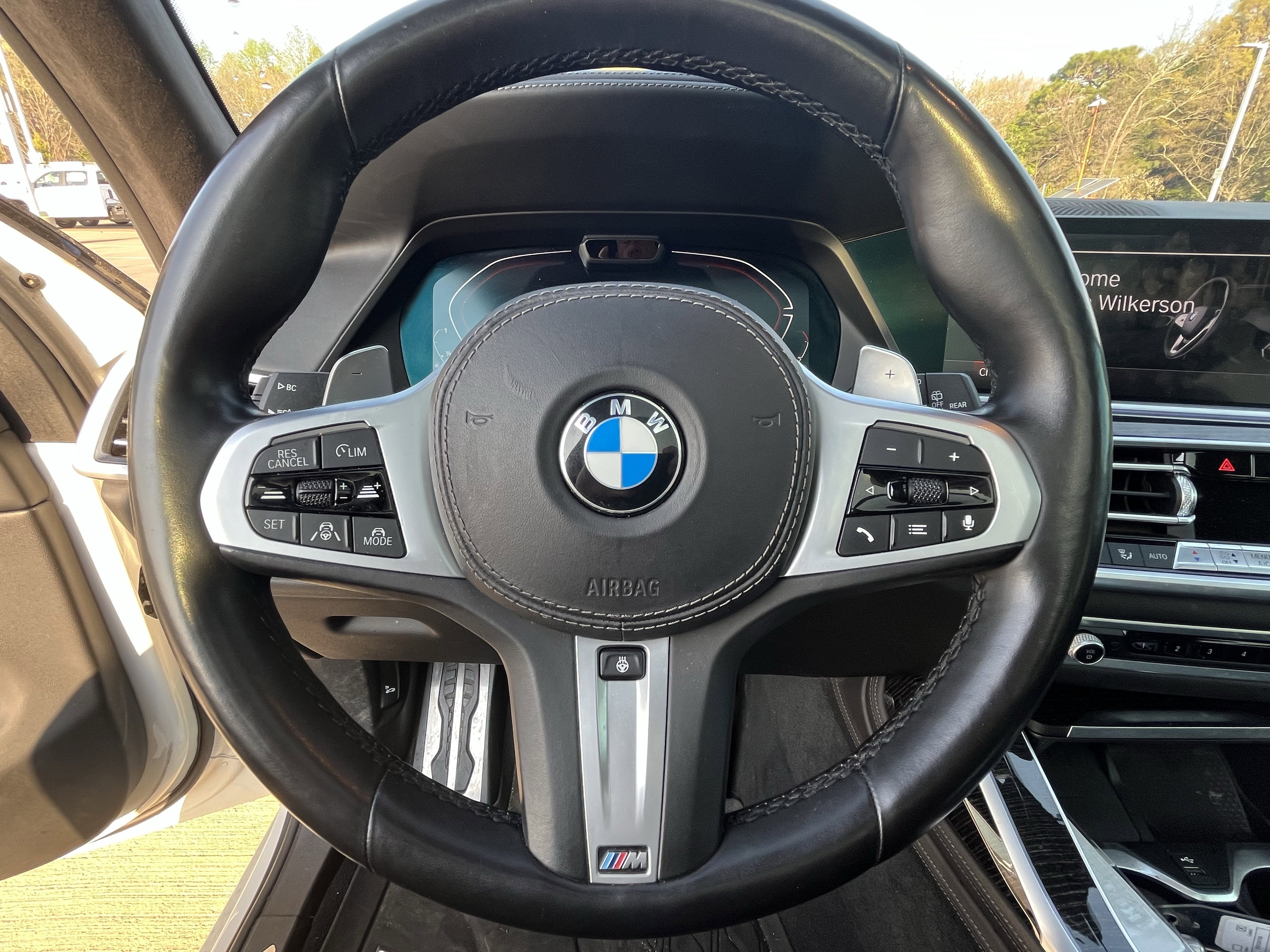 Used 2021 BMW X7 xDrive40i w/ M Sport Package image 17