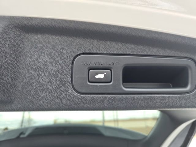 Used 2023 Acura MDX Advance image 10