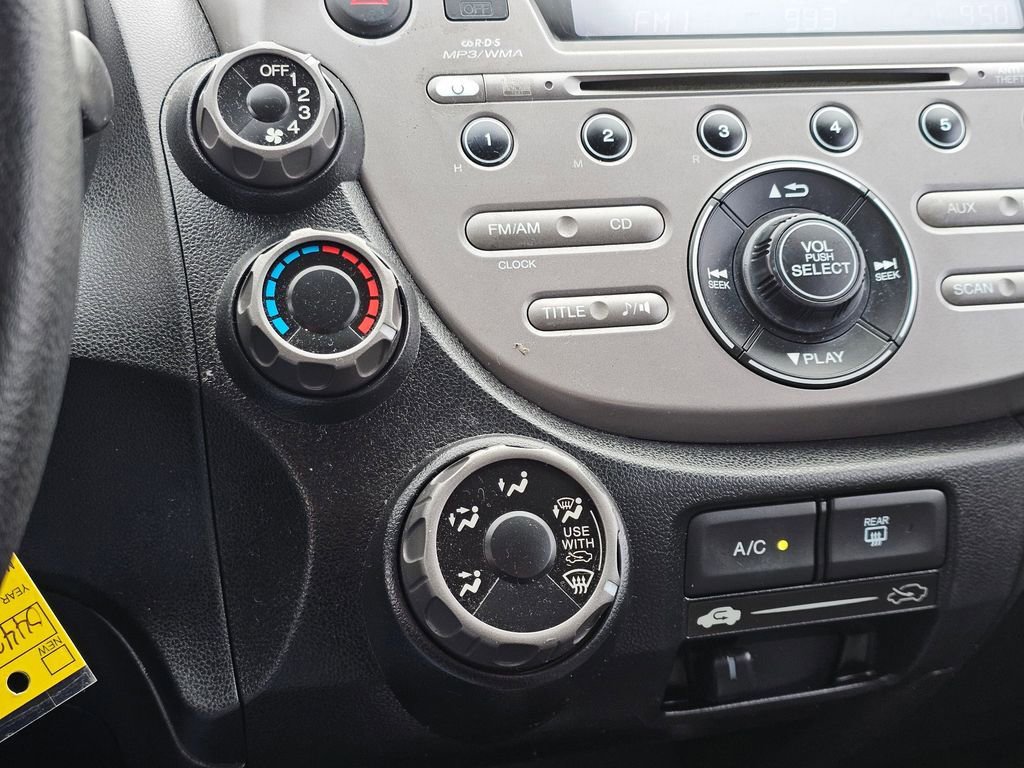 Used 2013 Honda Fit image 20