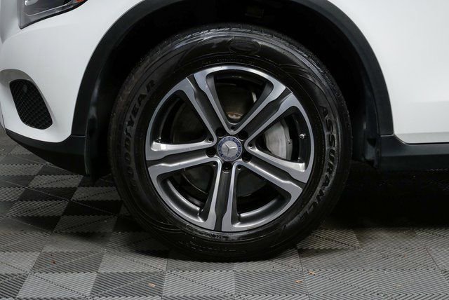 Used 2017 Mercedes-Benz GLC 300 image 34