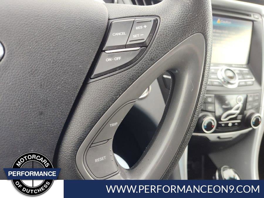 Used 2013 Hyundai Sonata SE w/ Navigation & Sunroof Pkg FWD image 18