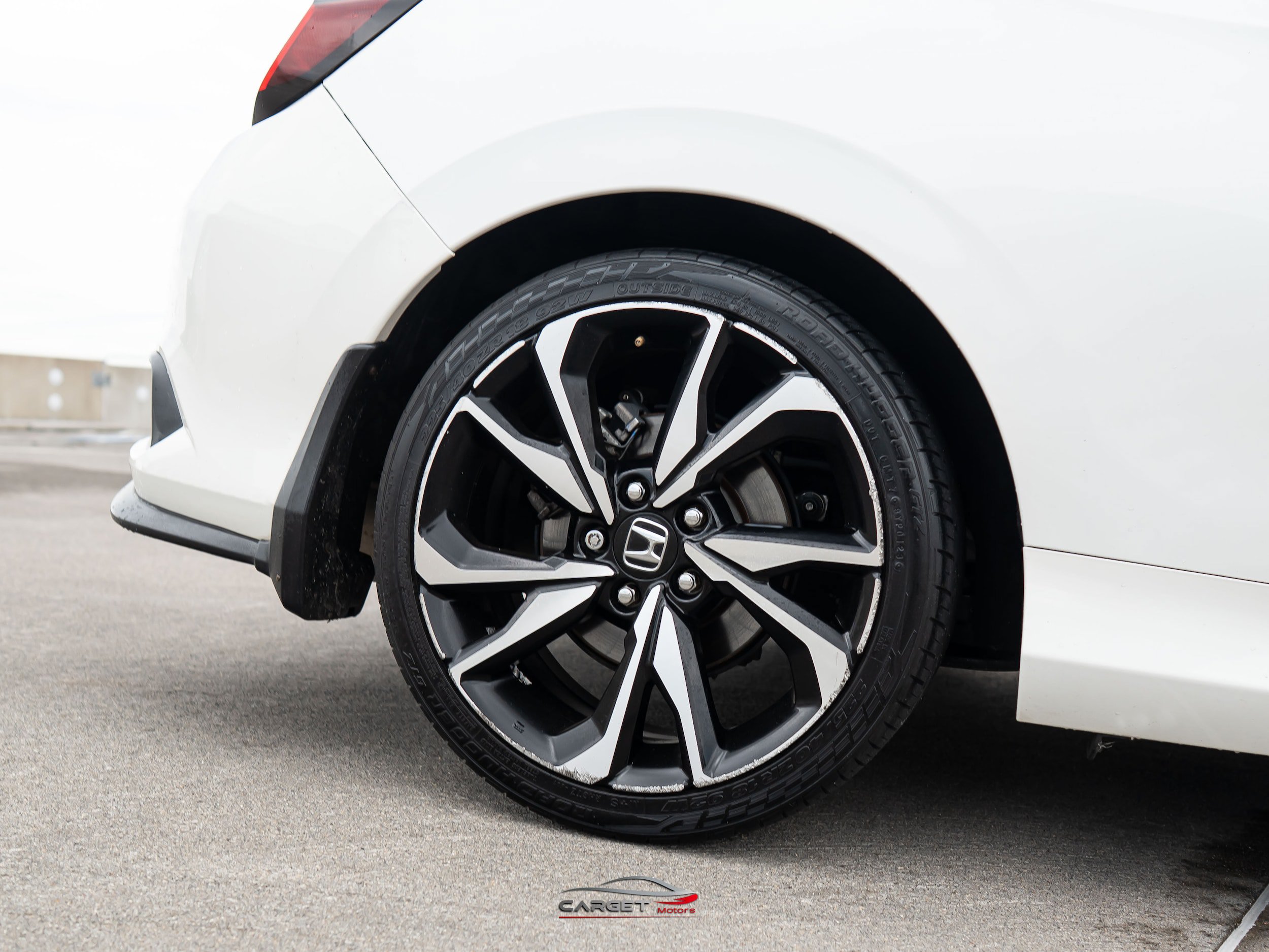 Used 2018 Honda Civic Si image 11