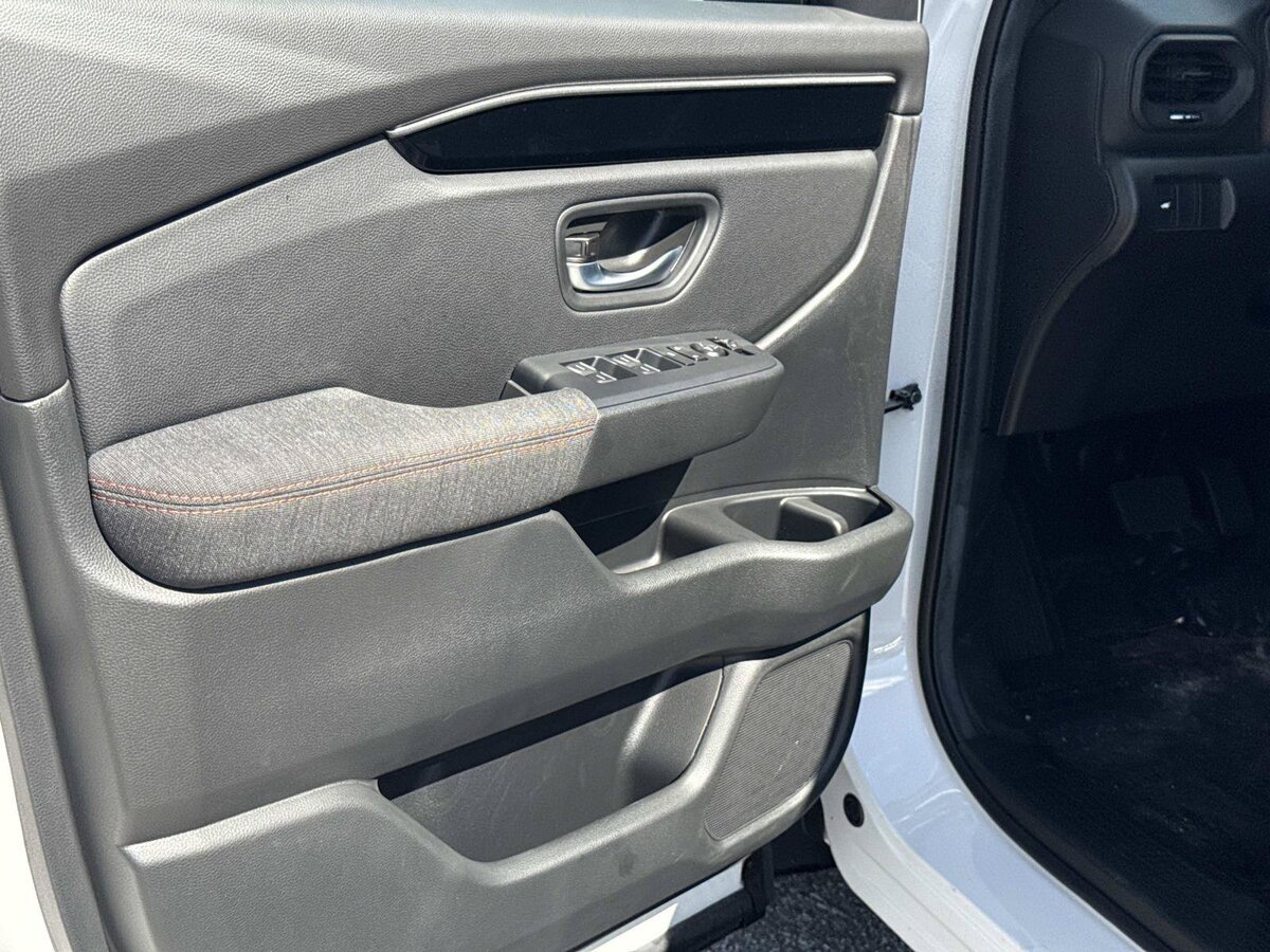 New 2026 Honda Pilot Sport image 16