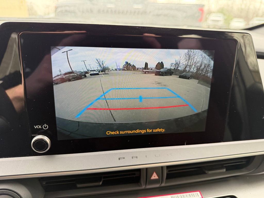 Used 2024 Toyota Prius LE image 24