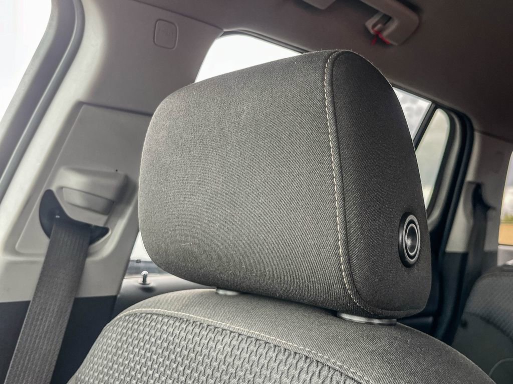 Used 2020 GMC Acadia SLE image 51