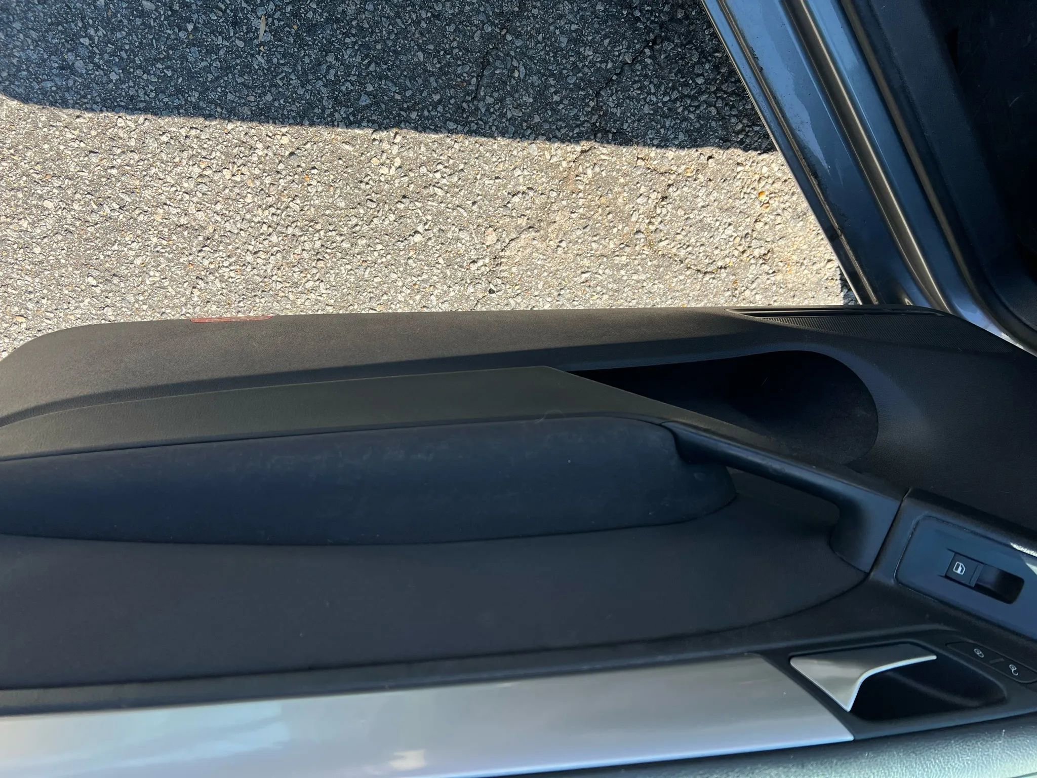 Used 2013 Volkswagen Golf 2-Door image 16