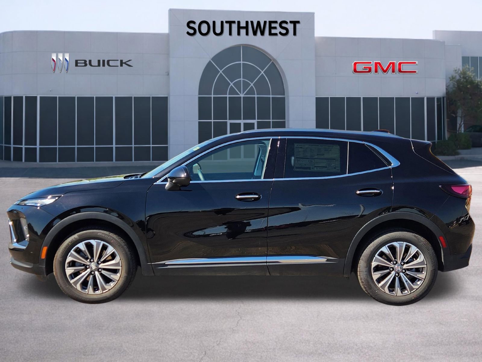 New 2025 Buick Envision Preferred image 3