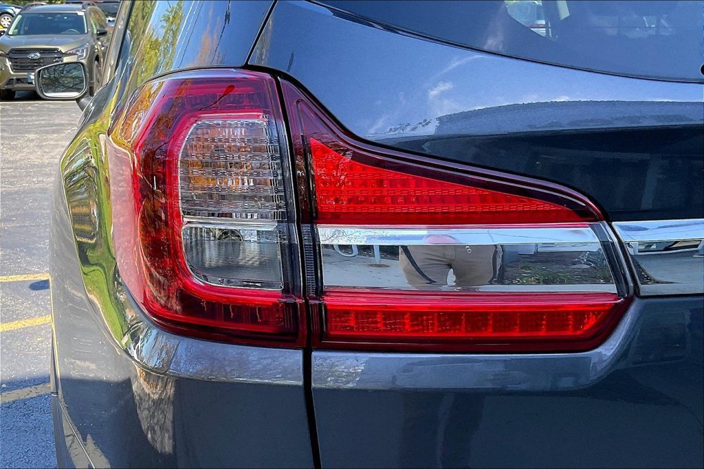 Used 2022 Subaru Ascent Limited w/ Technology Package AWD/4WD image 35