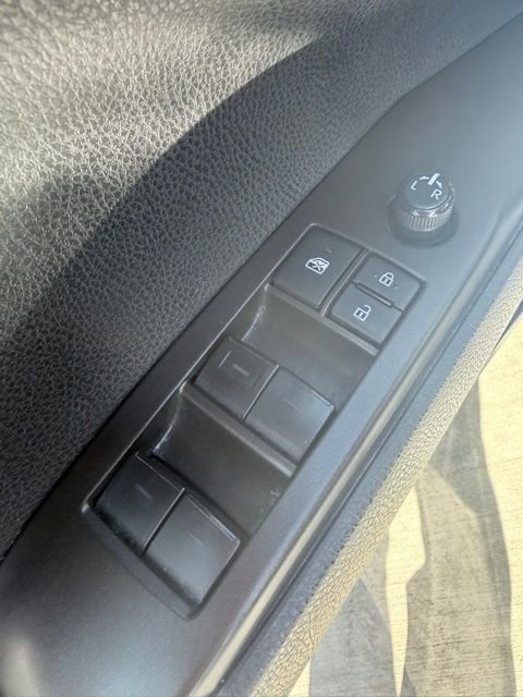 Used 2023 Toyota Camry SE image 21