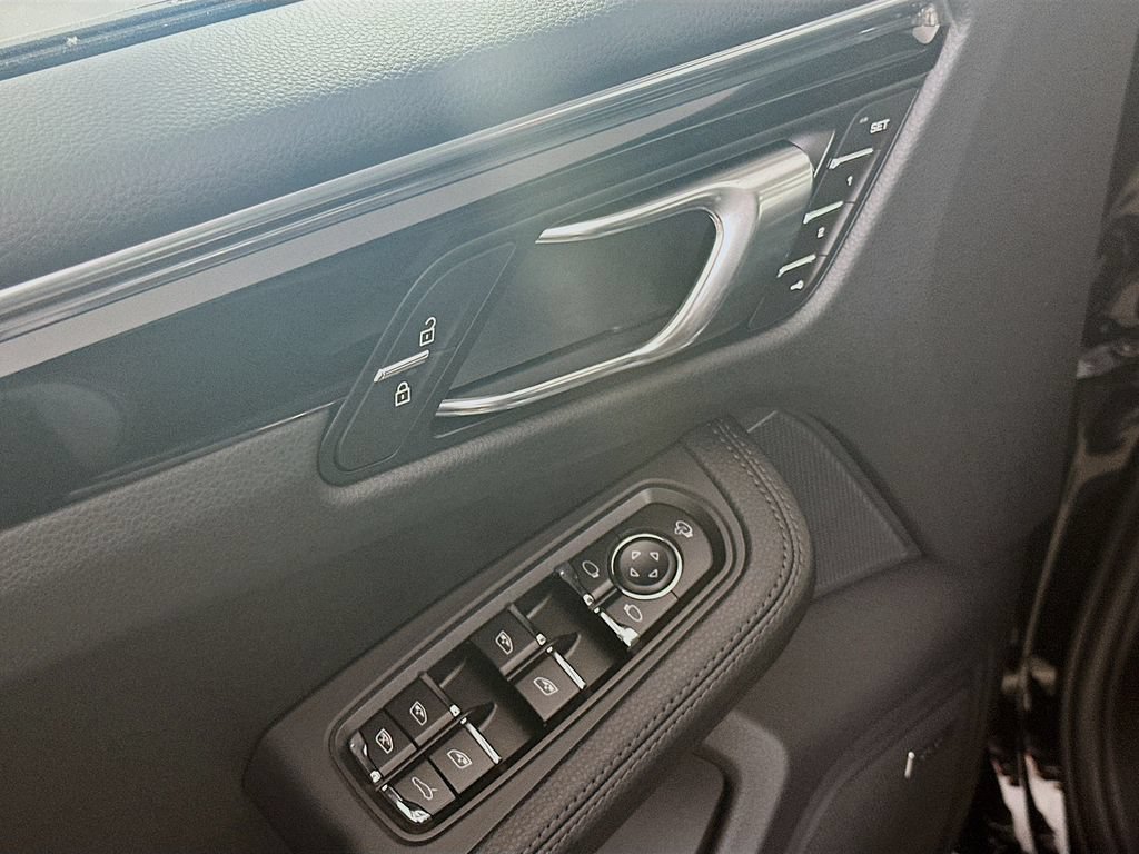 New 2026 Porsche Macan S AWD/4WD image 20
