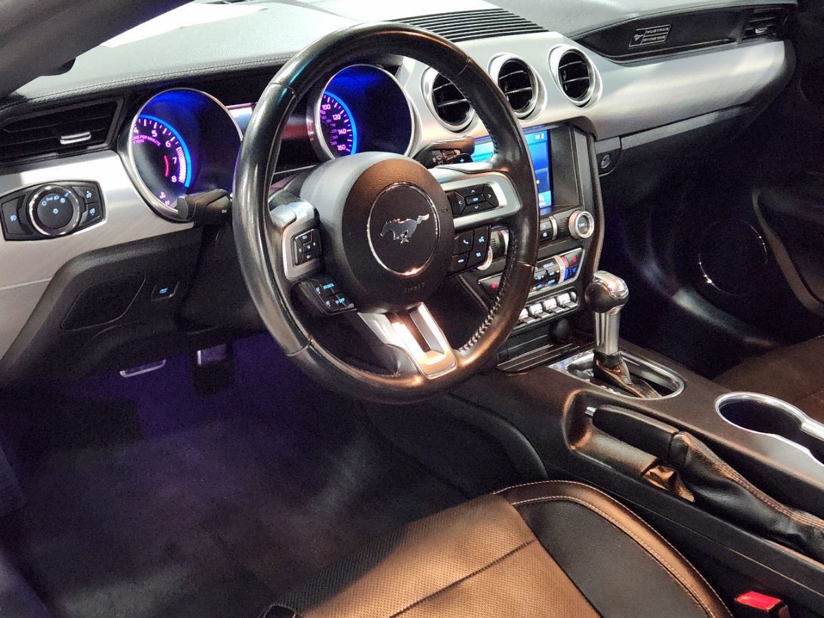 Used 2020 Ford Mustang Premium RWD image 48