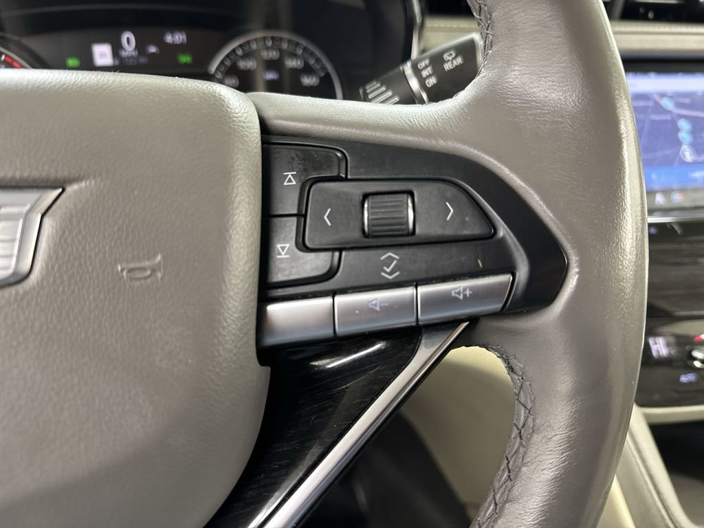 Used 2020 Cadillac XT6 Premium Luxury w/ LPO, Floor Liner Package image 37