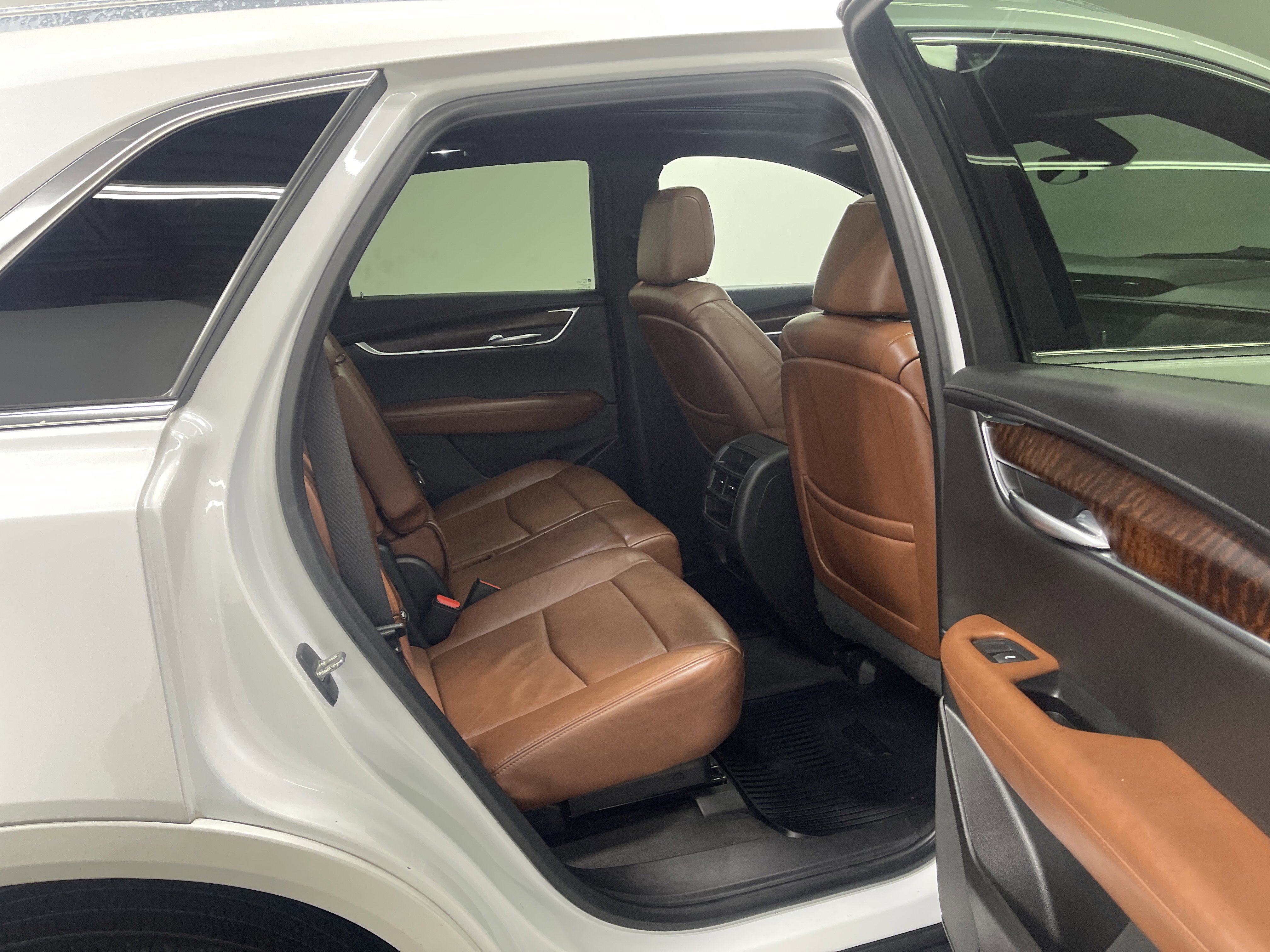 Used 2020 Cadillac XT5 Premium Luxury image 21