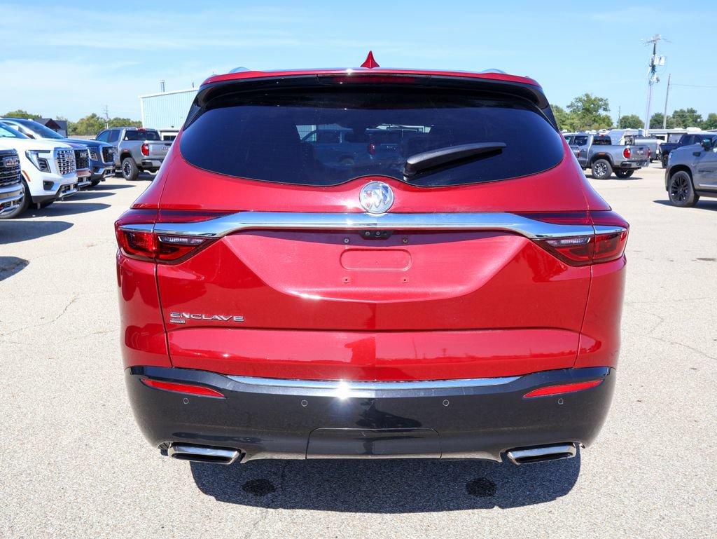 Used 2021 Buick Enclave Premium w/ Surround and Sites Package AWD/4WD image 4