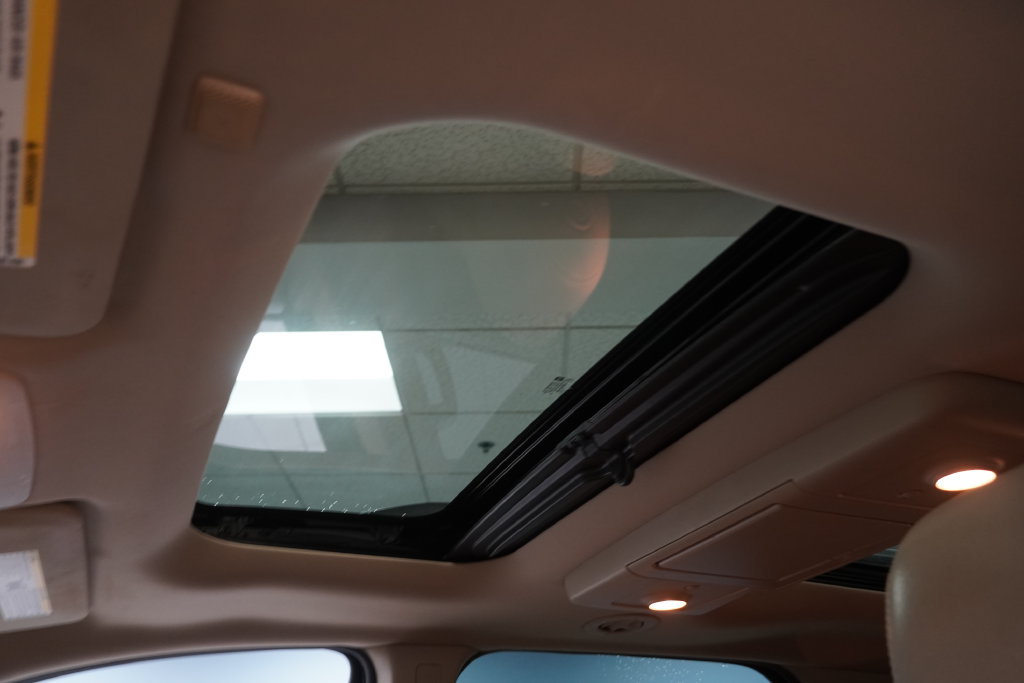 Used 2016 GMC Acadia Denali AWD/4WD image 4
