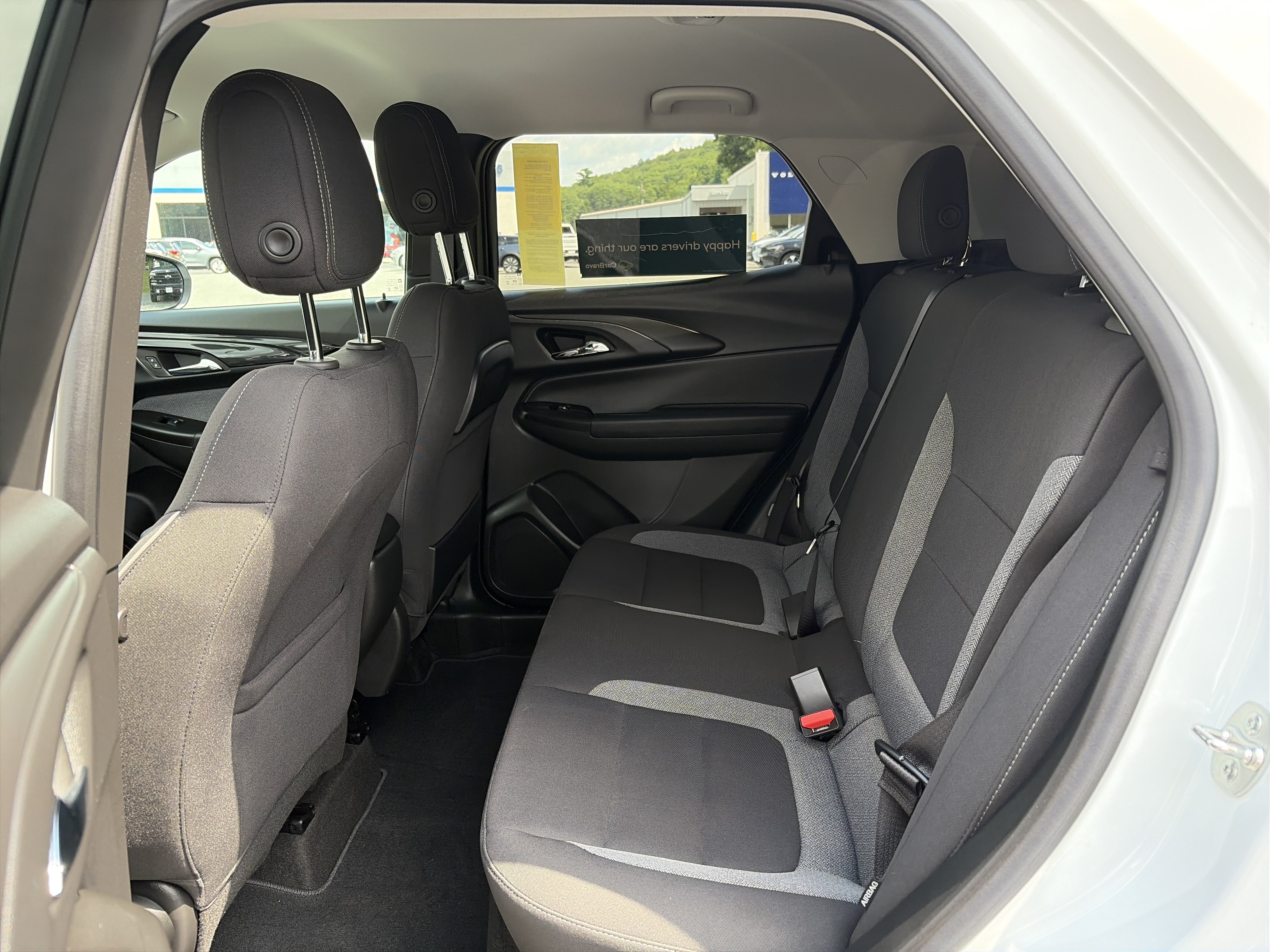 Certified 2024 Chevrolet TrailBlazer LT w/ LT Cold Weather Package FWD image 12
