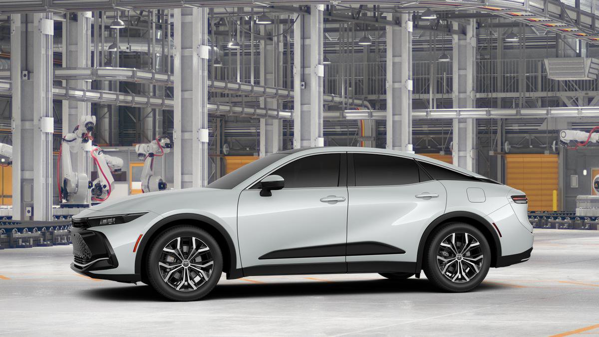 New 2026 Toyota Crown Limited image 3