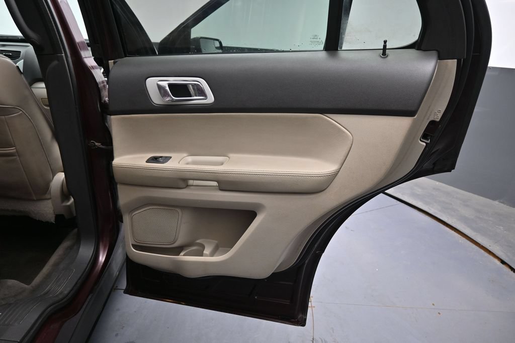 Used 2011 Ford Explorer XLT w/ 202A Rapid Spec Order Code AWD/4WD image 20